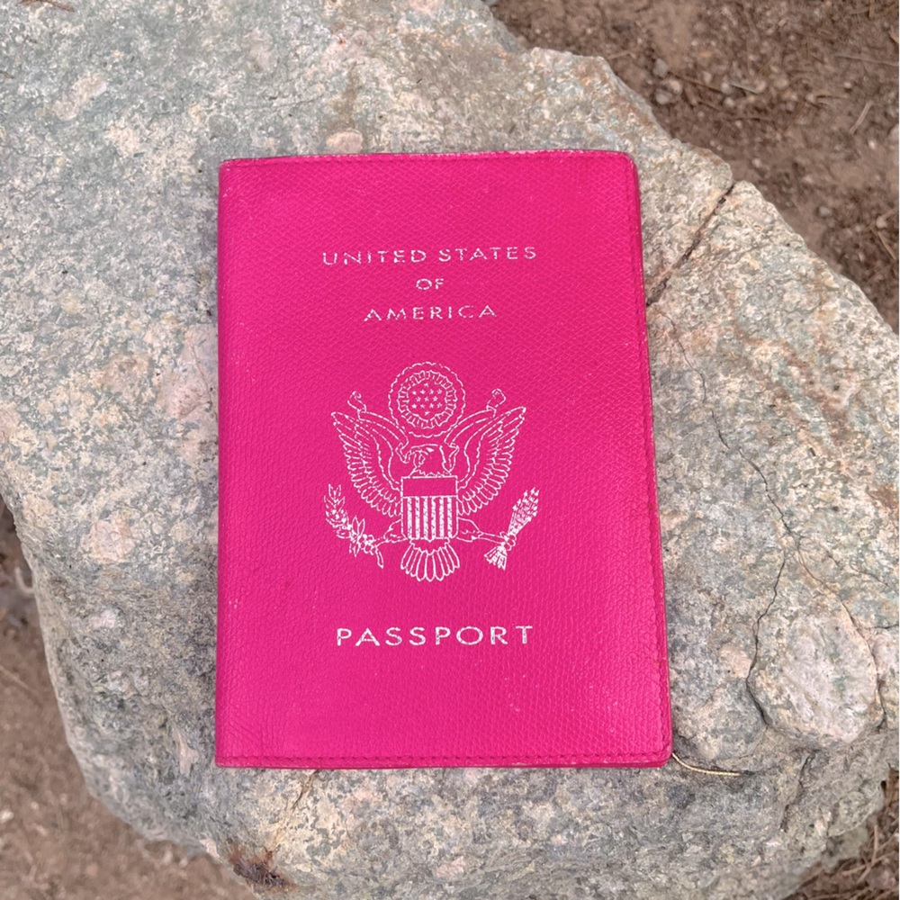 VINTAGE | Smythson Hot Pink Leather Passport Holder